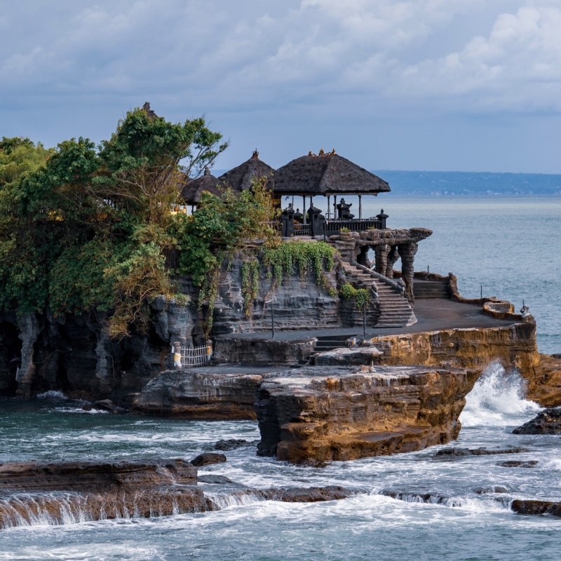 🇮🇩 Pura Tanah Lot Temple – Canggu, Bali,&nbsp;Indonesia