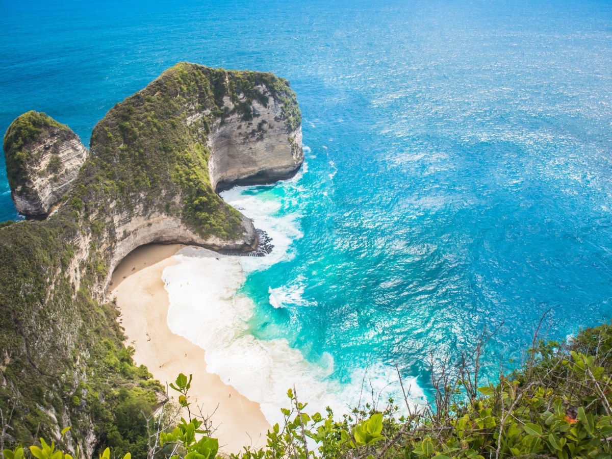 🇮🇩 Kelingking Beach (T-Rex) Nusa Penida,&nbsp;Indonesia