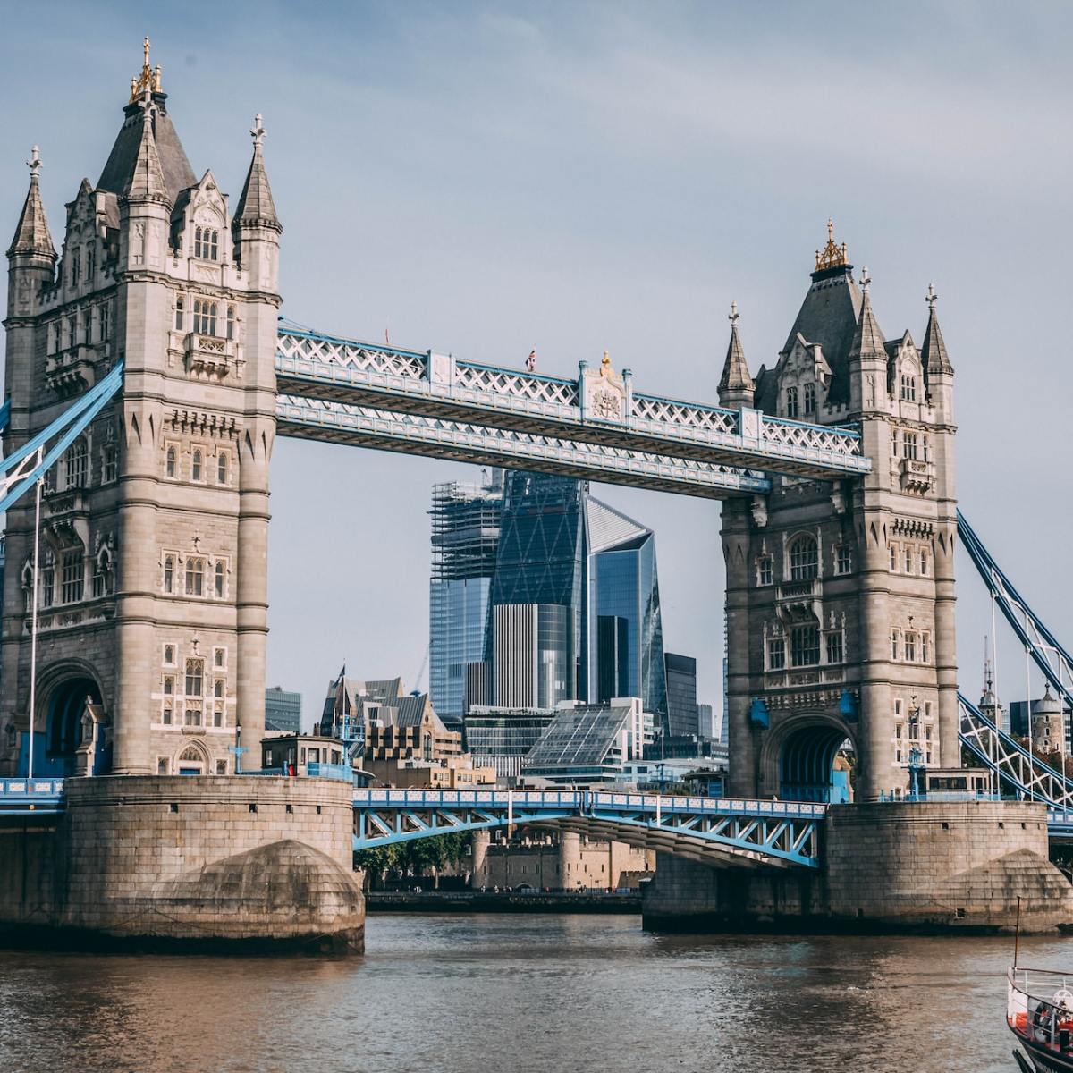 🏴󠁧󠁢󠁥󠁮󠁧󠁿Tower Bridge – London,&nbsp;England